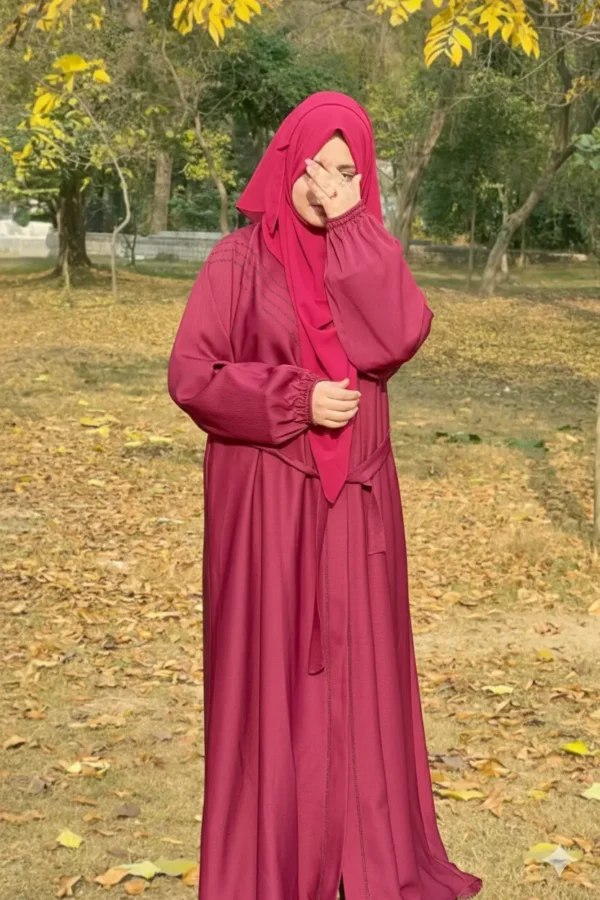 Zuhur Maroon Abaya