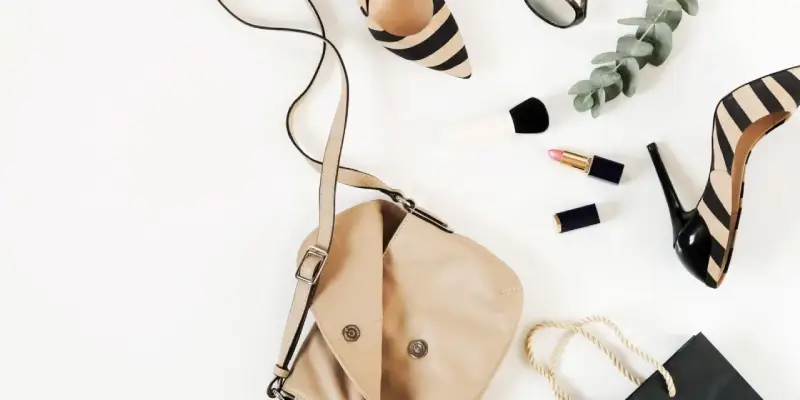 Best Handbags for Every Occasion | Work, Parties & Daily Use 7 Matching Bags to Your Life