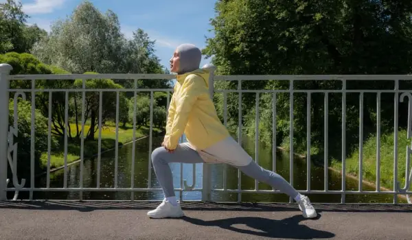 Modest Gym Wear: Stylish & Comfortable Activewear for Women 3 Shopping for Modest Gym Wear